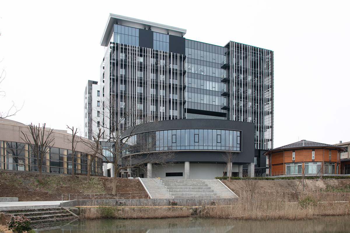 富山県立大学新棟新築工事(佐藤工業・塩谷建設・射水建設興業JV)